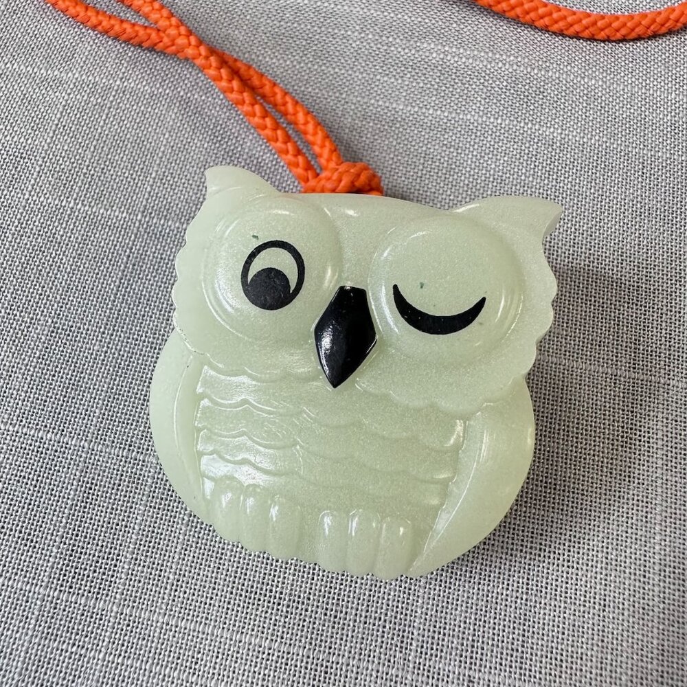 Vintage Avon 1982 Glow-In-The-Dark Owl Pin/ Pendant